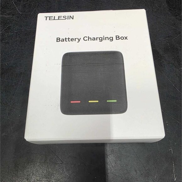 TELESIN Battery Charger Kit - Picture 5 of 5